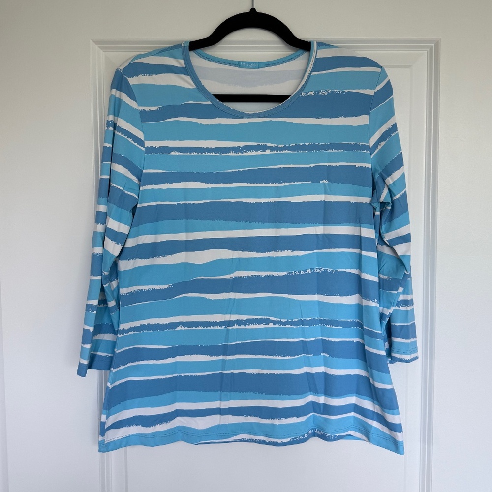 J. McLaughlin Wavering 3/4 Length Sleeve Tee in Blue and White Stripe size Large